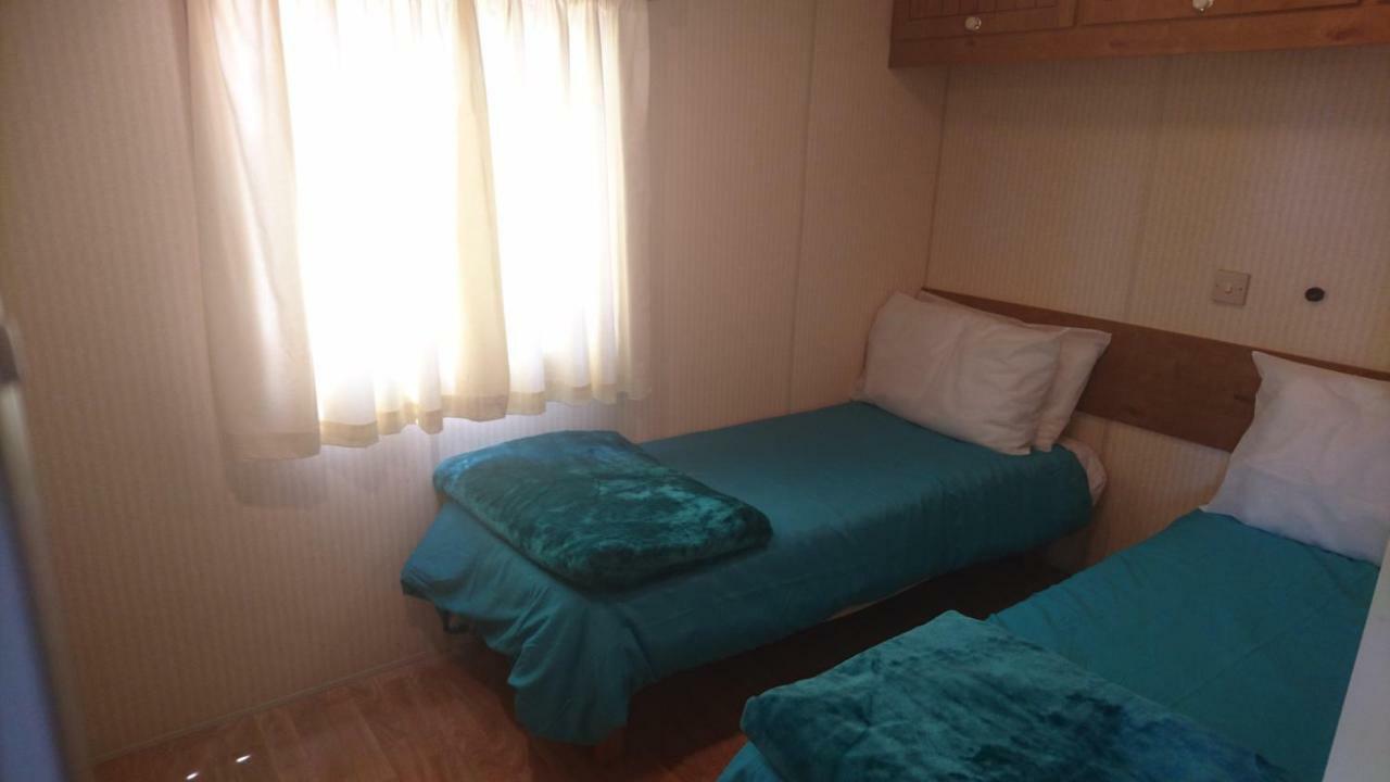 Mobile Home In Frejus, South Of France エクステリア 写真