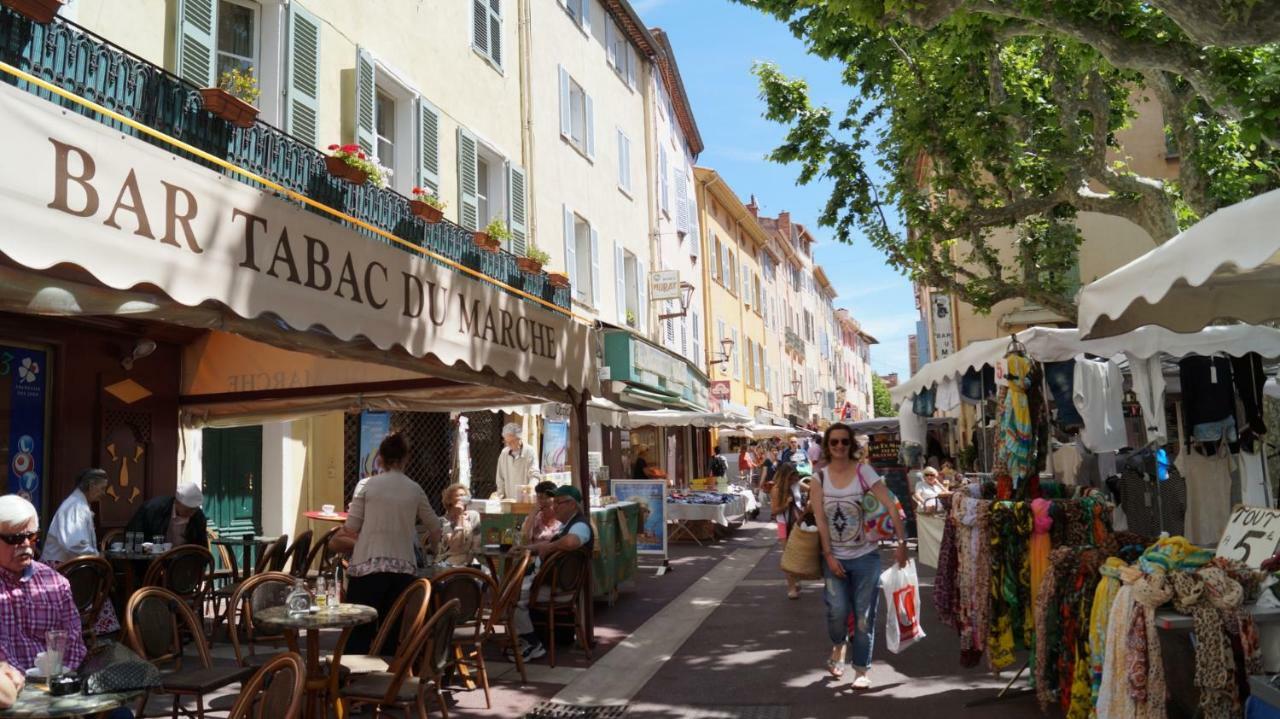 Mobile Home In Frejus, South Of France エクステリア 写真
