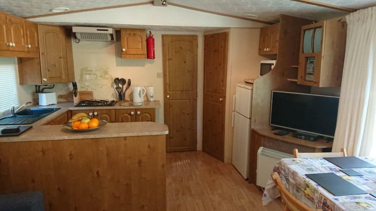 Mobile Home In Frejus, South Of France エクステリア 写真